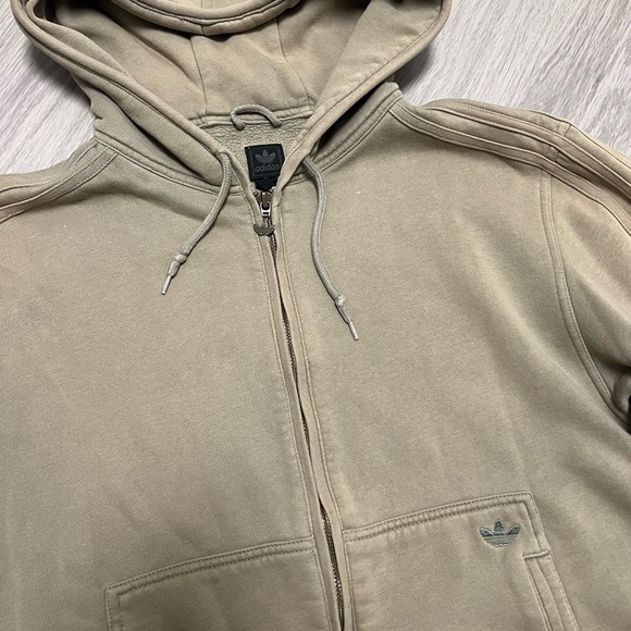 Vintage Adidas Zip up Hoodie - Picture 5 of 9